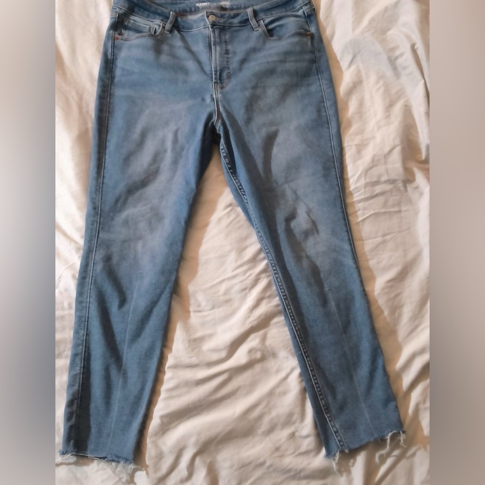 Women’s Old Navy Superstar Skinny Light wash Jeans size 16